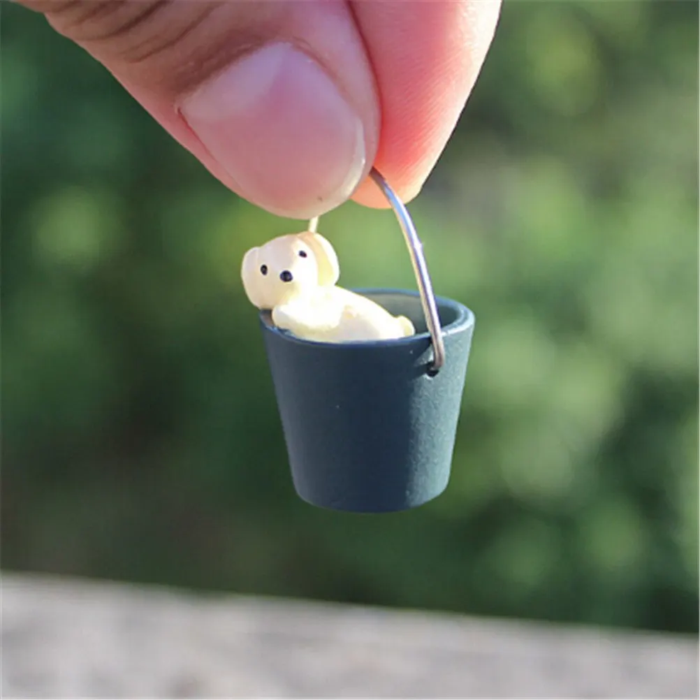 1 Pcs 2*2.6CM Action Figure Puppy Bucket Dog Micro Model Cartoon Toy Kid Teaching
1 Pcs 2*2.6CM Action Figure Puppy Bucket Dog Micro Model Cartoon Toy Kid Teaching