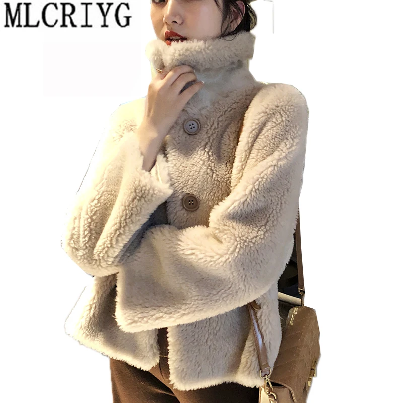 MLCRIYG Real Fur Coat Women Winter Warm 100% Wool Coats Female Natural SheepShearing Jacket Outwear Single Button Parka LX365
MLCRIYG Real Fur Coat Women Winter Warm 100% Wool Coats Female Natural SheepShearing Jacket Outwear Single Button Parka LX365
