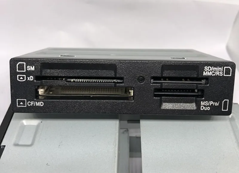 Genuine Dell 3.5 SM Card Reader SM xD CF/MD SDmini MMC/RS/MS/Pro/Duo Card Reader USB Flash Card Reader
Genuine Dell 3.5 SM Card Reader SM xD CF/MD SDmini MMC/RS/MS/Pro/Duo Card Reader USB Flash Card Reader