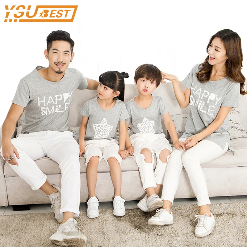 Family Matching Clothes 2018 Summer Cotton Short-sleeved T-shirt Mother and Daughter Family Matching Outfits Mommy Me Son Look
Family Matching Clothes 2018 Summer Cotton Short-sleeved T-shirt Mother and Daughter Family Matching Outfits Mommy Me Son Look