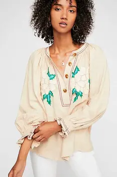 2020 Floral Embroidery Boho Blouses Cotton and Linen Autumn Shirts O-neck Petal Sleeve Chic Fashion Shirts Ethnic Sweet Tunic 
2020 Floral Embroidery Boho Blouses Cotton and Linen Autumn Shirts O-neck Petal Sleeve Chic Fashion Shirts Ethnic Sweet Tunic