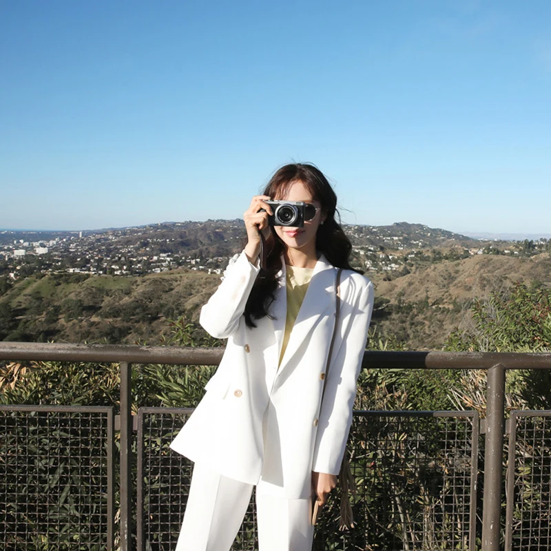 Spring New Fashion Black White Professional Work Suit Ladies Temperament Casual Korean Version of Small Suit Coat 2 Piece Set
Spring New Fashion Black White Professional Work Suit Ladies Temperament Casual Korean Version of Small Suit Coat 2 Piece Set