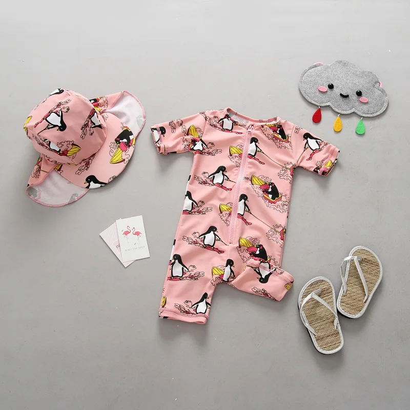 Girls Swimwear One Pieces Swimsuit for Children Lovely Penguin Print Zipper Front Swimming Clothes Set Bathing Suit UV Swim Wear
Girls Swimwear One Pieces Swimsuit for Children Lovely Penguin Print Zipper Front Swimming Clothes Set Bathing Suit UV Swim Wear