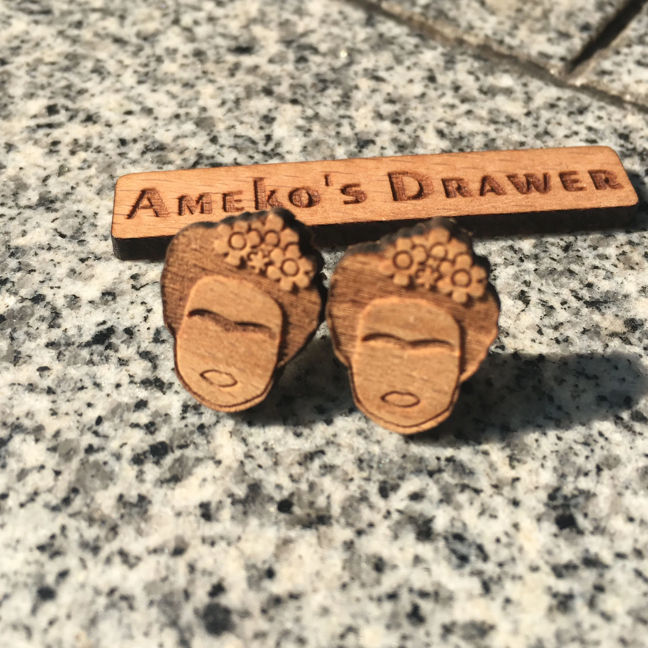 Japanese Mama Laser Engraved Wood Earrings Tokyo Wooden Stud Lady Jewelry Wooden Earring X 1 Pair
Japanese Mama Laser Engraved Wood Earrings Tokyo Wooden Stud Lady Jewelry Wooden Earring X 1 Pair