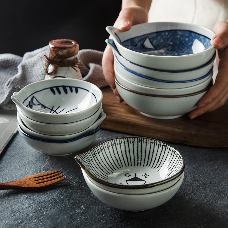 Creative Japanese and hand-painted cartoon cat ceramic bowl Household rice bowl Children's rice bowl seasoning bowl dipping dish
Creative Japanese and hand-painted cartoon cat ceramic bowl Household rice bowl Children's rice bowl seasoning bowl dipping dish