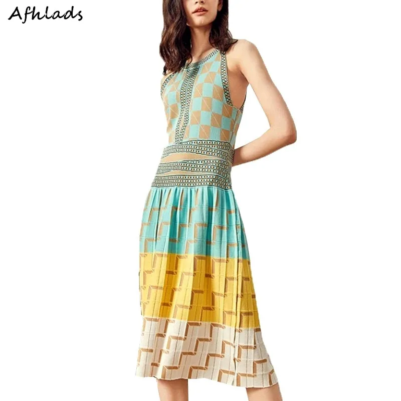 2019 Summer Ladies Holiday Geometric Plaid Halter Sleeveless Vest Spaghetti Strap Knit Casual Fashion Sexy Long Women Dress
2019 Summer Ladies Holiday Geometric Plaid Halter Sleeveless Vest Spaghetti Strap Knit Casual Fashion Sexy Long Women Dress