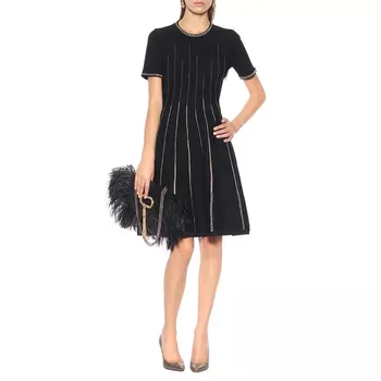 High Quality 2019 Dress Sexy Celebrity Striped O Neck Women Short Vintage Night Club Bandage Body con Party Dresses Wholesale
High Quality 2019 Dress Sexy Celebrity Striped O Neck Women Short Vintage Night Club Bandage Body con Party Dresses Wholesale