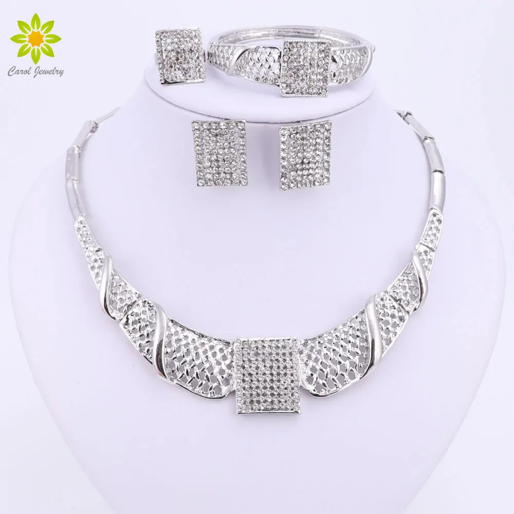 2017 Style Crystal Rhinestone African Dubai Costume Jewelry Set Fashion Vintage Silver Plated Women Jewelry Sets
2017 Style Crystal Rhinestone African Dubai Costume Jewelry Set Fashion Vintage Silver Plated Women Jewelry Sets