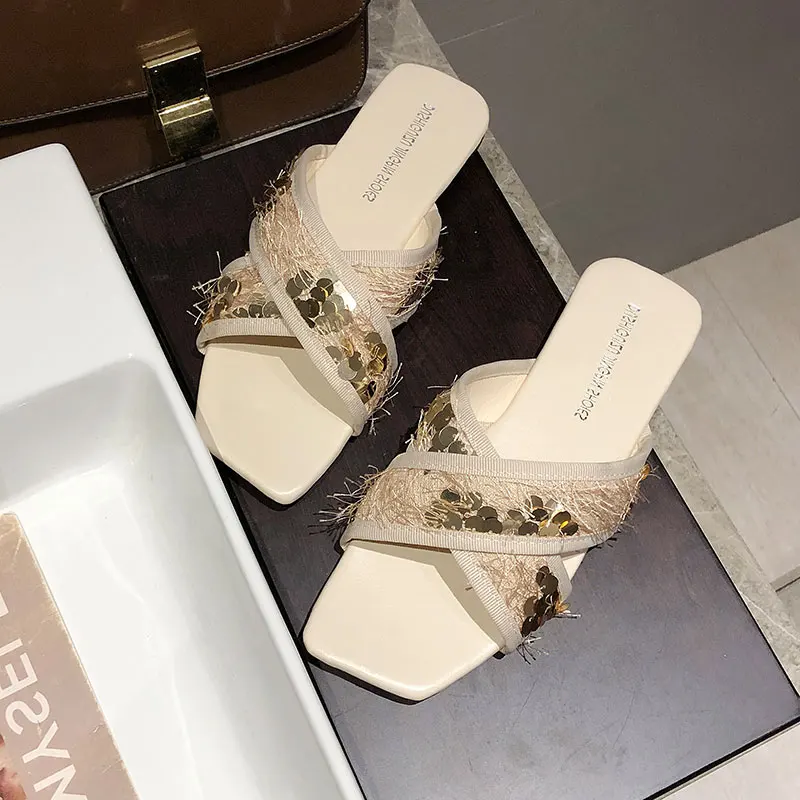 Casual Flat Sandals Summer Shoes New 2019 Beach Slippers Holiday Open Toe Outside Fringe Slippers for Women Sequin Round Piece
Casual Flat Sandals Summer Shoes New 2019 Beach Slippers Holiday Open Toe Outside Fringe Slippers for Women Sequin Round Piece