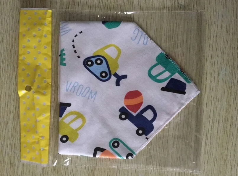 20pc/lot Baby Bibs 100% Cotton Triangle Head Scarf Boy Kerchief Girl Babador Bandana Dribble Bib 20pc/lot Baby Bibs 100% Cotton Triangle Head Scarf Boy Kerchief Girl Babador Bandana Dribble Bib