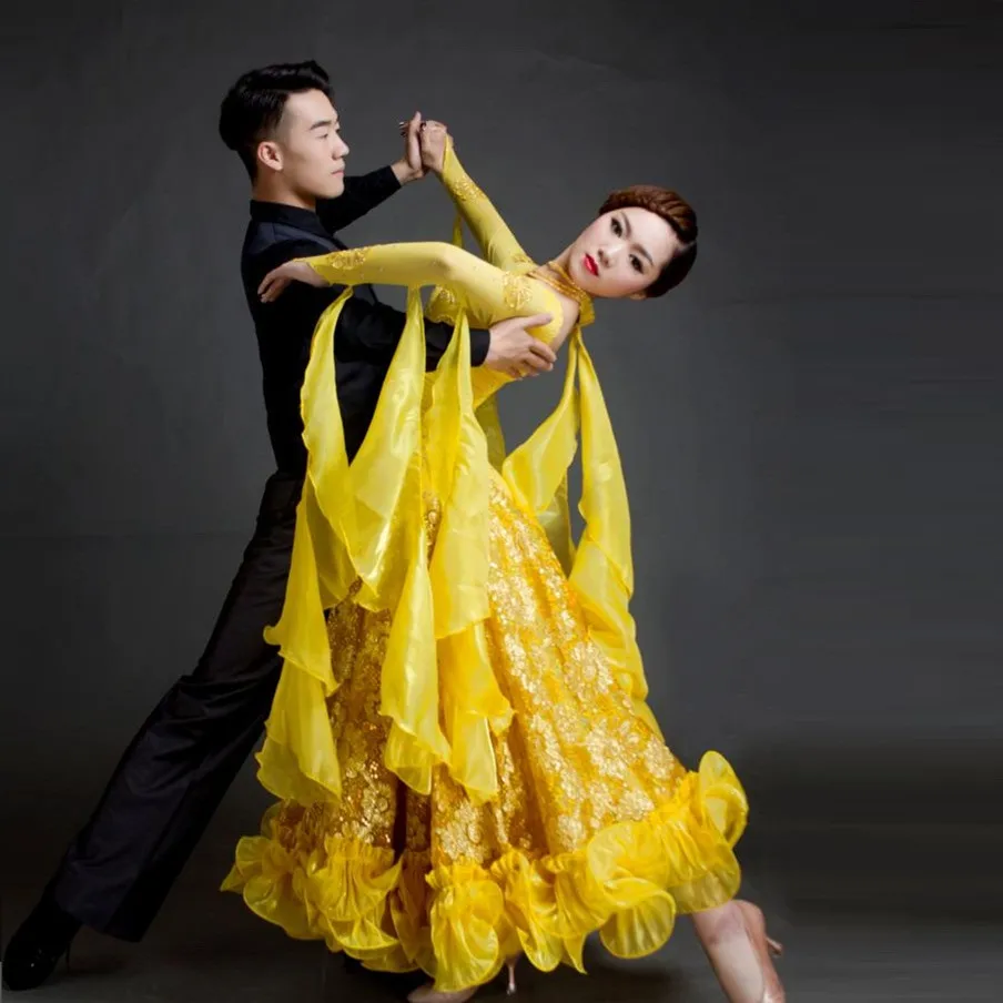 new big swing sequins standard ballroom dance dress customize professional long sleeve tango waltz dance competition costumes
new big swing sequins standard ballroom dance dress customize professional long sleeve tango waltz dance competition costumes