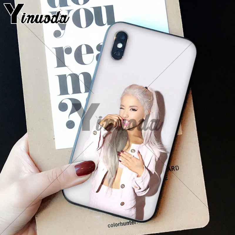 Cat Ar Ariana Grande
