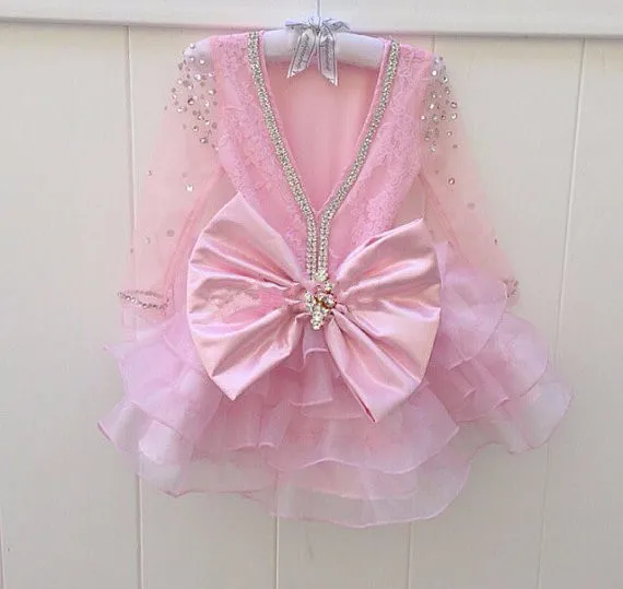 Pink Long Sleeves Flower Girl Dresses Lace Beading Crystals Baby Girls Birthday Party Dress with Big Bow
Pink Long Sleeves Flower Girl Dresses Lace Beading Crystals Baby Girls Birthday Party Dress with Big Bow