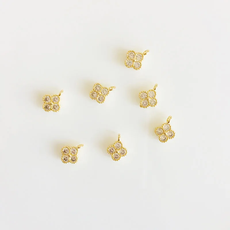 wholesale 5 pcs/lot gold color cz stone clover flower charms golden jewelry making craft findings DIY for women
wholesale 5 pcs/lot gold color cz stone clover flower charms golden jewelry making craft findings DIY for women