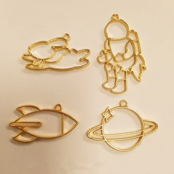 5 pcs/lot Planet rocket astronauts rabbit Metal Frame Pendant Gold Charm Bezel Setting Cabochon Setting UV Resin Charm
5 pcs/lot Planet rocket astronauts rabbit Metal Frame Pendant Gold Charm Bezel Setting Cabochon Setting UV Resin Charm
