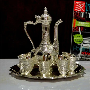 8PCS/set gold red metal wine set brewing equipment 1flagon6cups distillation machine whiskey decanter for home decoration JJ010b
8PCS/set gold red metal wine set brewing equipment 1flagon6cups distillation machine whiskey decanter for home decoration JJ010b