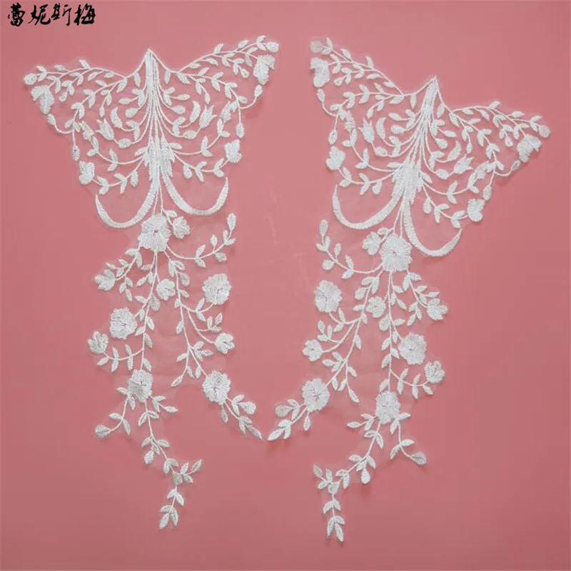 1Pair/2pcs Ivory Large Elegant Flower Embroiderey Lace Applique Fabric Lace Trim Dress Material 45.5X26cm BD0556
1Pair/2pcs Ivory Large Elegant Flower Embroiderey Lace Applique Fabric Lace Trim Dress Material 45.5X26cm BD0556