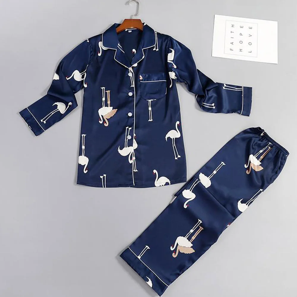 Women Ladies Satin Pijama Pyjamas Set Lingerie Flamingo Long Sleeve Tops & Pants Sleepwear pajamas femme Pjs Nightwear Homewear
Women Ladies Satin Pijama Pyjamas Set Lingerie Flamingo Long Sleeve Tops & Pants Sleepwear pajamas femme Pjs Nightwear Homewear