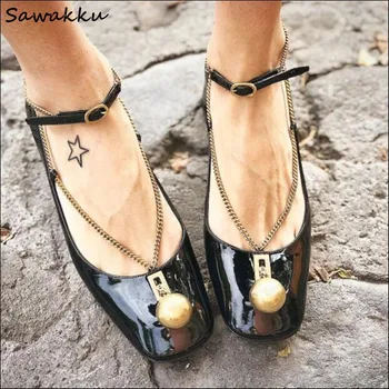 New Arrival Women Mary Janes Shoes Black Nude Patent Leather Square Heel Pumps Gold Chains Metal Ball Chaussures Femme
New Arrival Women Mary Janes Shoes Black Nude Patent Leather Square Heel Pumps Gold Chains Metal Ball Chaussures Femme
