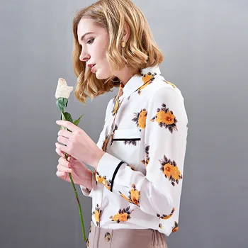 Ladies'temperament, Self-cultivation, 100% Silk Shirt, Printed Silk Cardigan Shirt
Ladies'temperament, Self-cultivation, 100% Silk Shirt, Printed Silk Cardigan Shirt