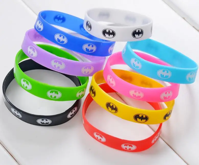 Free Shipping 100 pcs Popular color avengers batman mix Wristband Silicone Promotion Gift Filled In Color Bracelet party gifts
Free Shipping 100 pcs Popular color avengers batman mix Wristband Silicone Promotion Gift Filled In Color Bracelet party gifts