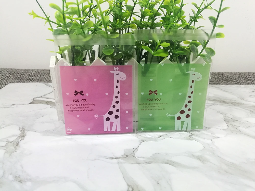 100PCS/7x7cm Giraffe pattern self-adhesive OPP Plastic Candy Cookie Baking Bag, Small Objects Gift Packing Bag
100PCS/7x7cm Giraffe pattern self-adhesive OPP Plastic Candy Cookie Baking Bag, Small Objects Gift Packing Bag