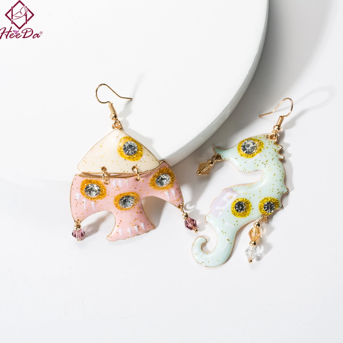 Kpop Unique Cute Seahorse Fish Asymmetry Earrings 2019 Fashion Big Name Animal Leopard Earring Fun Personality Women Jewelry
Kpop Unique Cute Seahorse Fish Asymmetry Earrings 2019 Fashion Big Name Animal Leopard Earring Fun Personality Women Jewelry