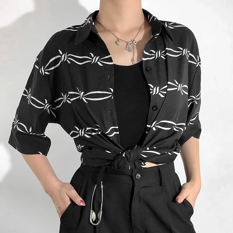 Gothic Print Black Oversized T shirt Women Korean Style Short Sleeve Long Top 2019 Femme Summer Streetwear Casual Tee Shirt
Gothic Print Black Oversized T shirt Women Korean Style Short Sleeve Long Top 2019 Femme Summer Streetwear Casual Tee Shirt