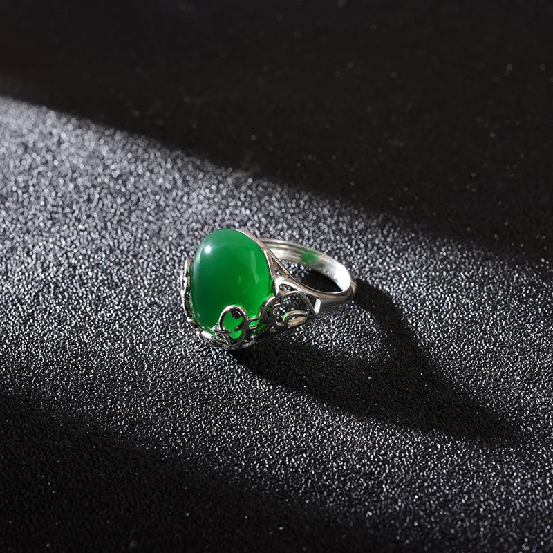 Retro Style High Quality Simple Oval Green Natural Stone Open Rings For Women 100% 925 Sterling Silver Elegant Jewelry Ring
Retro Style High Quality Simple Oval Green Natural Stone Open Rings For Women 100% 925 Sterling Silver Elegant Jewelry Ring
