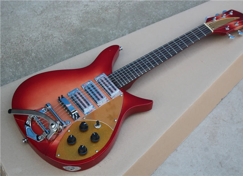 Factory Custom 6 Strings Electric Guitar with Golden Pickguard,527mm Scale Length,Tremolo System,offering customized services
Factory Custom 6 Strings Electric Guitar with Golden Pickguard,527mm Scale Length,Tremolo System,offering customized services