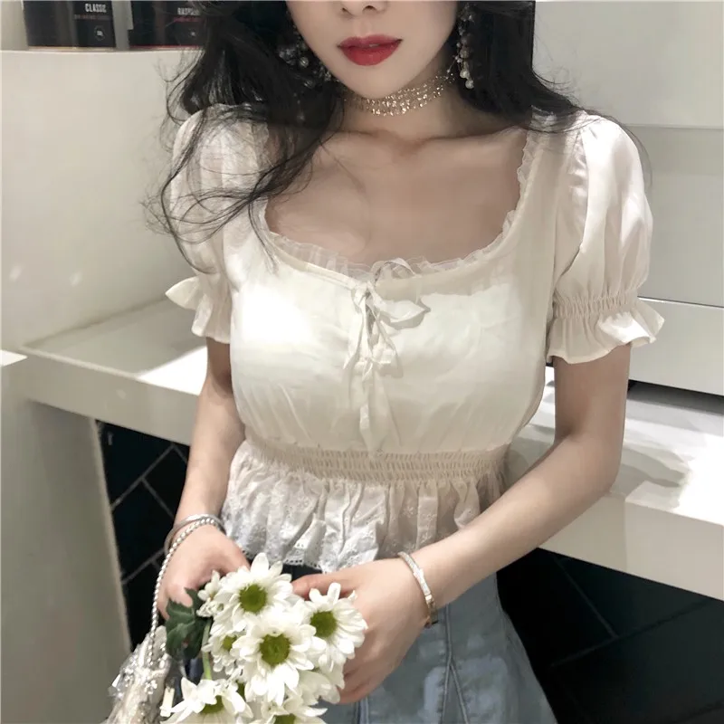 2018 new Women Square Neck Chiffon Crop Top Spliced Lace Hem with Puff Sleeve Short Sleeve Blouse
2018 new Women Square Neck Chiffon Crop Top Spliced Lace Hem with Puff Sleeve Short Sleeve Blouse