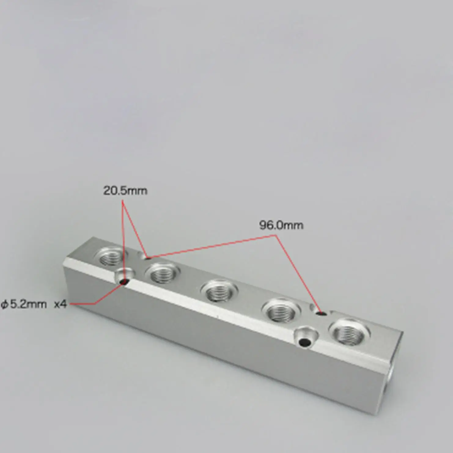 G1/2 "In G1/4" Out 5 Way 7 портов 30x30 мм Пневматический алюминиевый коллектор блок сплиттер адаптер
G1/2 "In G1/4" Out 5 Way 7 портов 30x30 мм Пневматический алюминиевый коллектор блок сплиттер адаптер