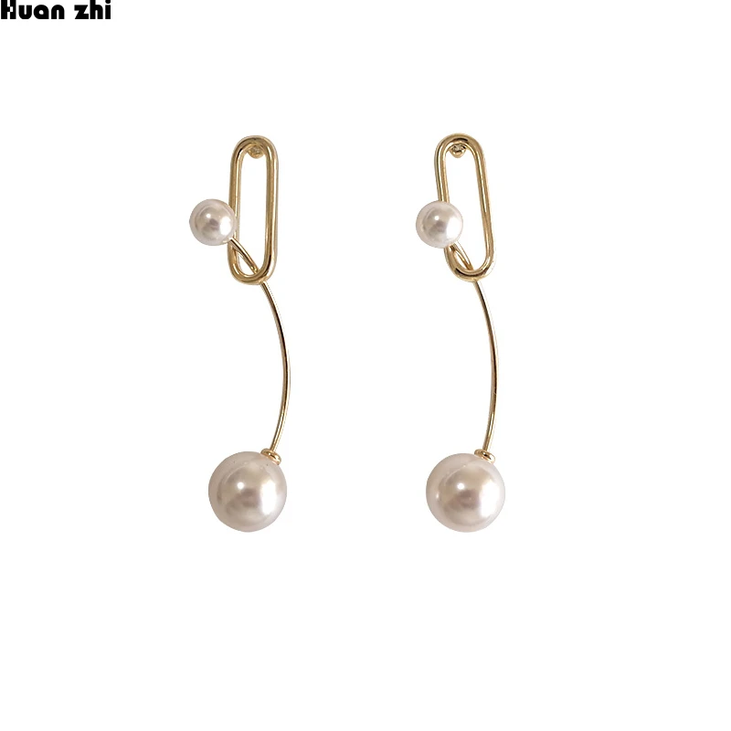 HUANZHI New Elegant S925 Sterling Silver Pin Gold Metal Curved Lines Double Pearl Geometric Square Long Earrings for Women Girl
HUANZHI New Elegant S925 Sterling Silver Pin Gold Metal Curved Lines Double Pearl Geometric Square Long Earrings for Women Girl