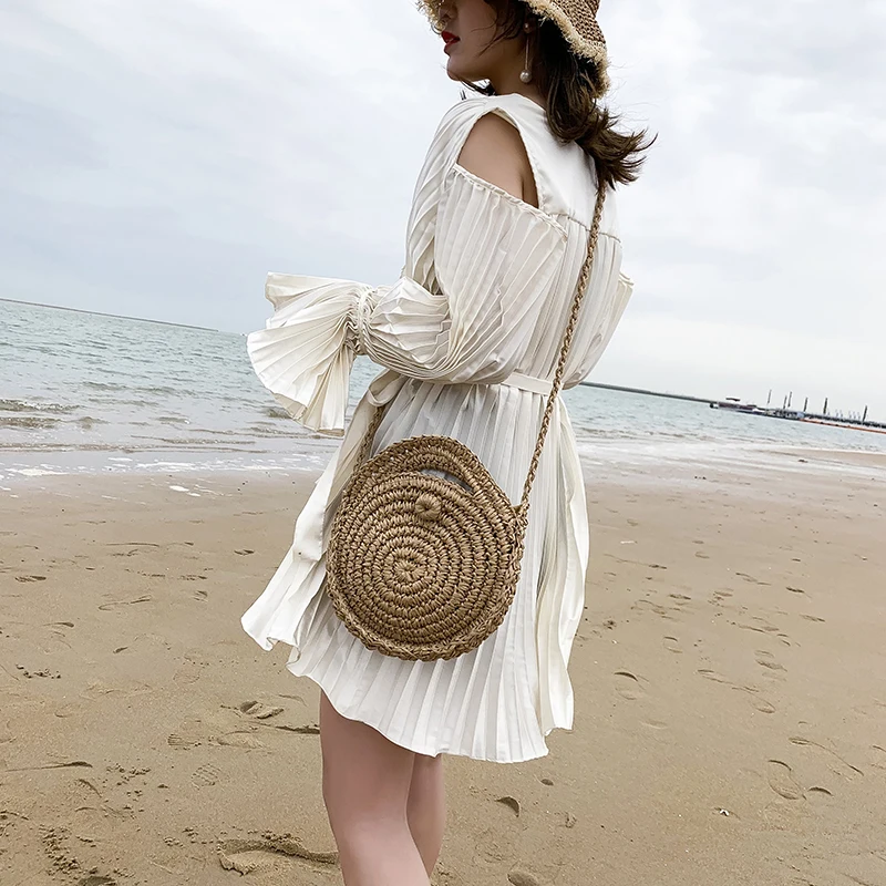2019 Round Paper rope Beach Bag Summer mini Vintage Handmade Crossbody straw Bag Girls Circle Rattan bag Small Bohemian Shoulder
2019 Round Paper rope Beach Bag Summer mini Vintage Handmade Crossbody straw Bag Girls Circle Rattan bag Small Bohemian Shoulder