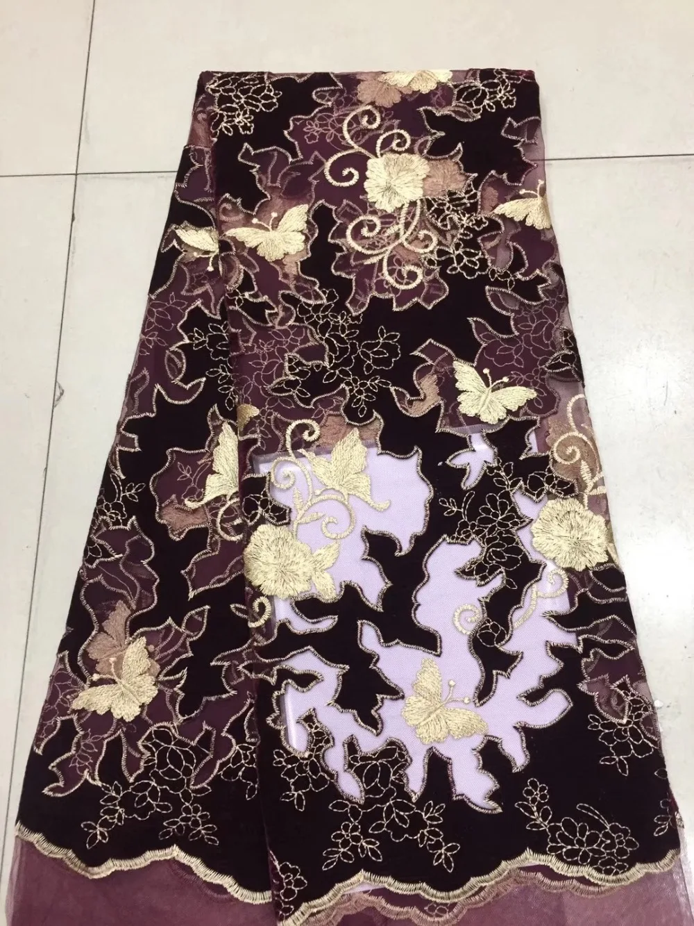 French lace fabric 5yds/pce by dhl mix color velvet fabrics for women party event asoebi dress 2019 high quality new designs
French lace fabric 5yds/pce by dhl mix color velvet fabrics for women party event asoebi dress 2019 high quality new designs