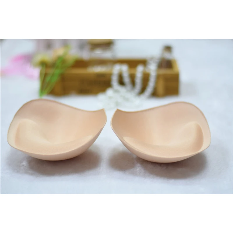 2pcs/ 1pair Sexy Bikini Padding Removeable Women Bra Pads Insert Breast Enhancer Chest Pads Push Up Cups for Swimsuits Sponge
2pcs/ 1pair Sexy Bikini Padding Removeable Women Bra Pads Insert Breast Enhancer Chest Pads Push Up Cups for Swimsuits Sponge
