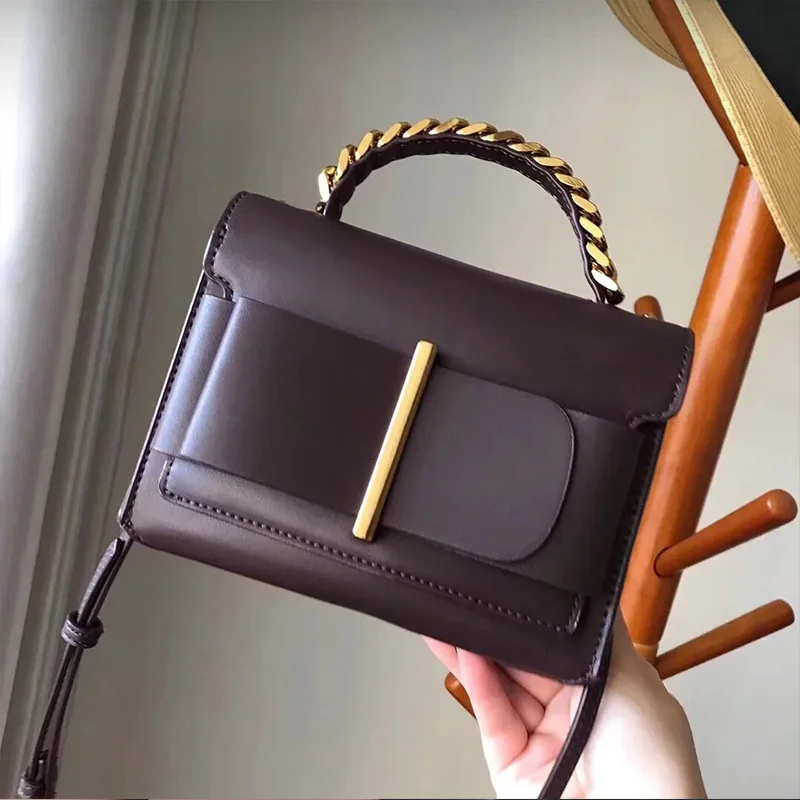 OLOEY women's PU leather fashion square bag Sling bow decorative chain shoulder bag Explosion models high quality Messenger bag
OLOEY women's PU leather fashion square bag Sling bow decorative chain shoulder bag Explosion models high quality Messenger bag