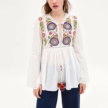 Boho Floral Embroidered Blouse Long Flare Sleeve V-Neck Womens Tops and Blouses Cotton Summer Blouse Ball Casual Tops Streetwear
Boho Floral Embroidered Blouse Long Flare Sleeve V-Neck Womens Tops and Blouses Cotton Summer Blouse Ball Casual Tops Streetwear