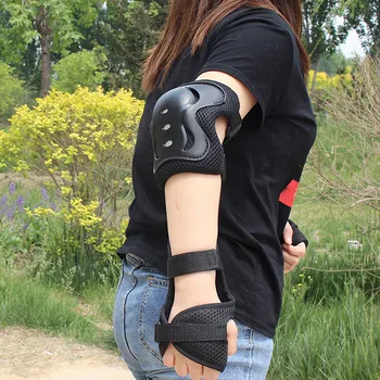 Children's skating protective gear set 2 guards + 2 elbow pads + 2 knee pads durable durable protective skating protective gear
Children's skating protective gear set 2 guards + 2 elbow pads + 2 knee pads durable durable protective skating protective gear