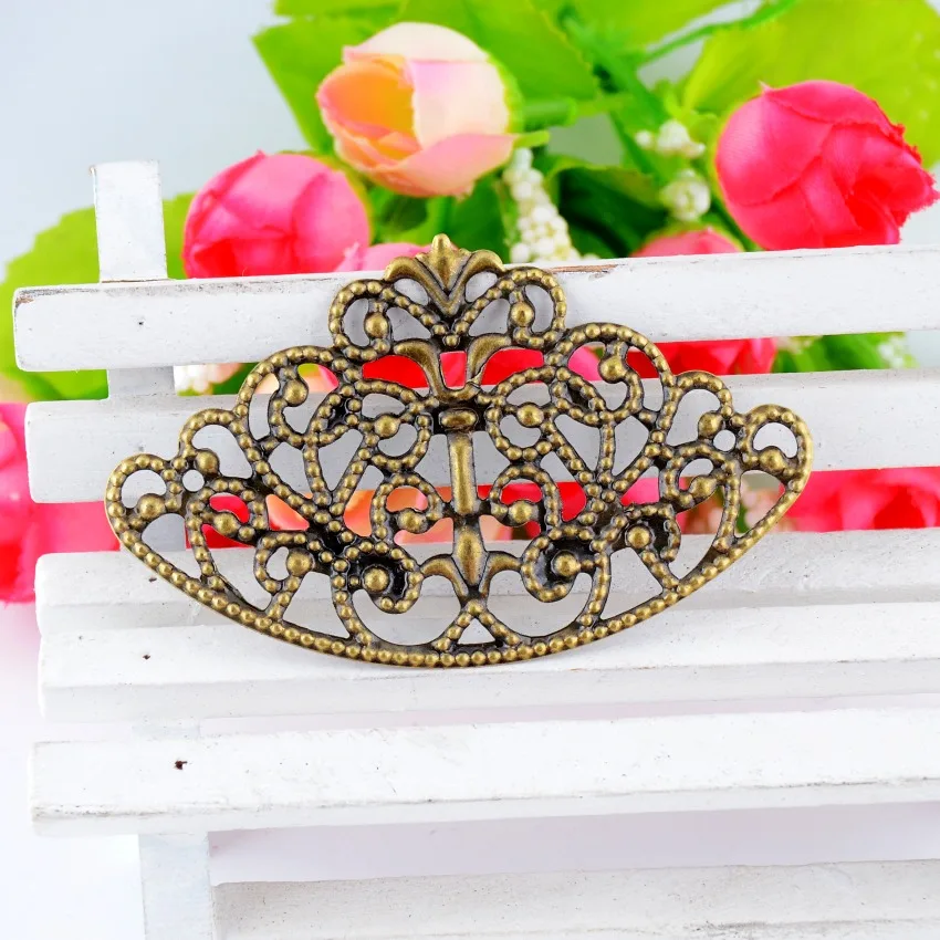 Free shipping Retail 5Pcs Bronze Tone Crown Filigree Wraps Connectors Metal Crafts Gift Decoration DIY Findings 65x40mm F0488
Free shipping Retail 5Pcs Bronze Tone Crown Filigree Wraps Connectors Metal Crafts Gift Decoration DIY Findings 65x40mm F0488