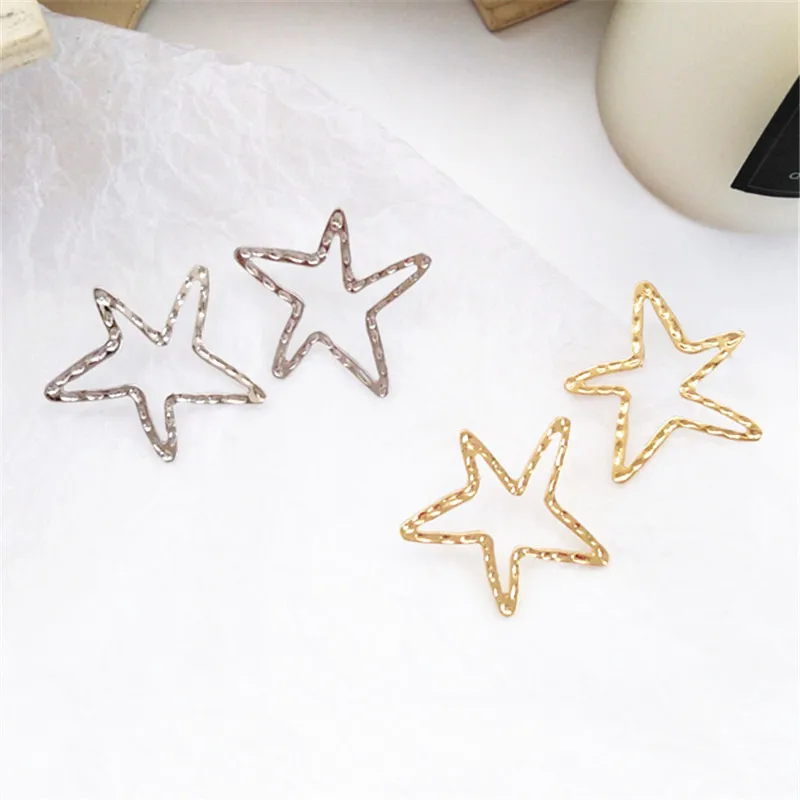 stars earrings Fashion metal hollow heart stud earrings woman exaggerated big earrings punk Popular nightclub earrings for women
stars earrings Fashion metal hollow heart stud earrings woman exaggerated big earrings punk Popular nightclub earrings for women