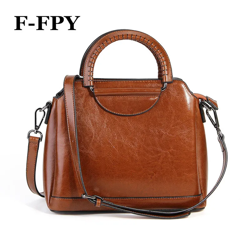 New Women Real Skin Handbag High Quality Oil Wax Leather Female Shoulder Bag Brand Design Vintage Ladies Messenger Crossbody Bag
New Women Real Skin Handbag High Quality Oil Wax Leather Female Shoulder Bag Brand Design Vintage Ladies Messenger Crossbody Bag