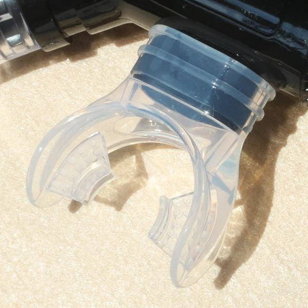 Underwater Transparent Silicon diving 2 head regulator mouthpiece snorkeling bite silicone
Underwater Transparent Silicon diving 2 head regulator mouthpiece snorkeling bite silicone