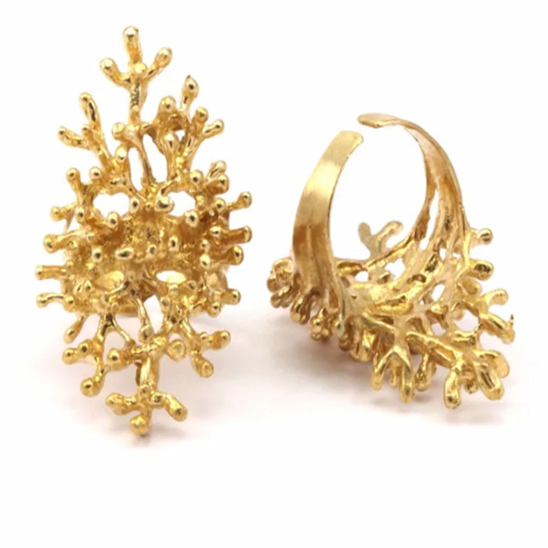 Raw Brass Adjustable. Tree Rings ..--N034