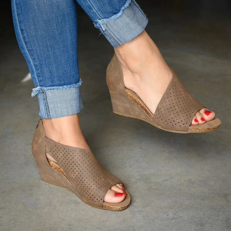 SHUJIN Womens Sandals Torridity Shoes Fashion Casual Rome Peep Toe Med Heels Heel Shoes Sandals Zomerschoenen Dames
SHUJIN Womens Sandals Torridity Shoes Fashion Casual Rome Peep Toe Med Heels Heel Shoes Sandals Zomerschoenen Dames