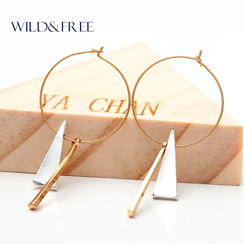 Women Gold Big Circle Geometric Pendant Hoop Earrings Vintage Minimalist Triangle Metal Pendant Earrings Jewelry for Women
Women Gold Big Circle Geometric Pendant Hoop Earrings Vintage Minimalist Triangle Metal Pendant Earrings Jewelry for Women