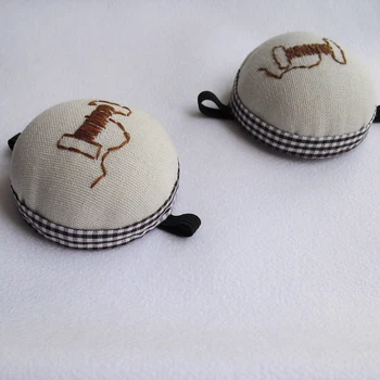 Free shipping 20pcs/lot Elastic Wrist Belt Needle Pin Cushion handmade DIY embroidery Handcraft Tool for sewing needlework E67
Free shipping 20pcs/lot Elastic Wrist Belt Needle Pin Cushion handmade DIY embroidery Handcraft Tool for sewing needlework E67