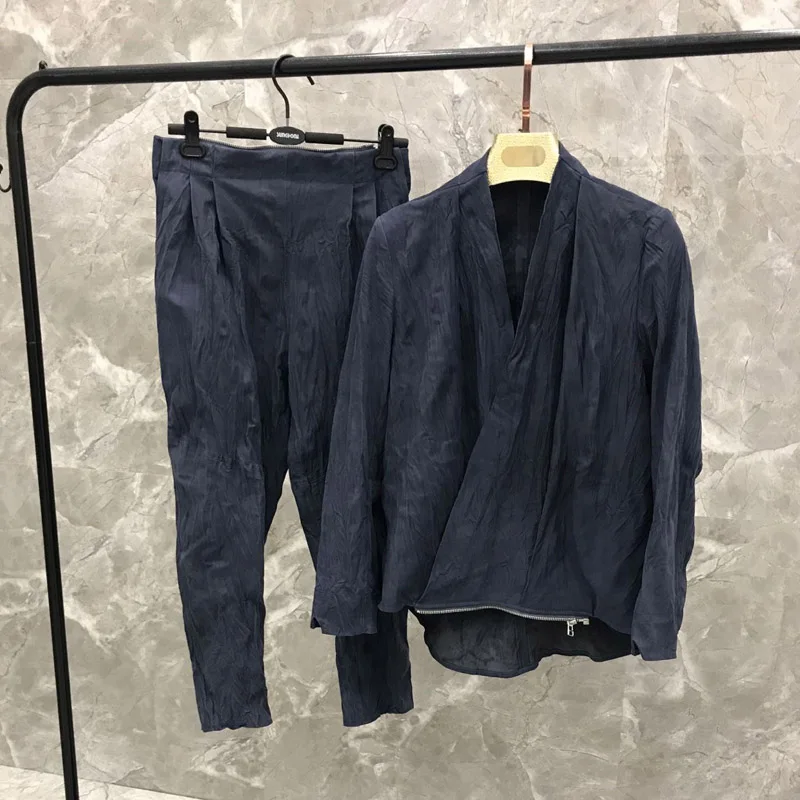 2019 Autumn new leather leather women's leather pants suit Korean version of the slim motorcycle jacket jacket women
2019 Autumn new leather leather women's leather pants suit Korean version of the slim motorcycle jacket jacket women