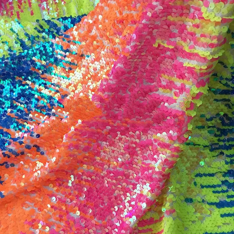 2yards embroidery sequins fabric 130cm chang four color fashion lace DIY handmade cloth decoration fabric
2yards embroidery sequins fabric 130cm chang four color fashion lace DIY handmade cloth decoration fabric