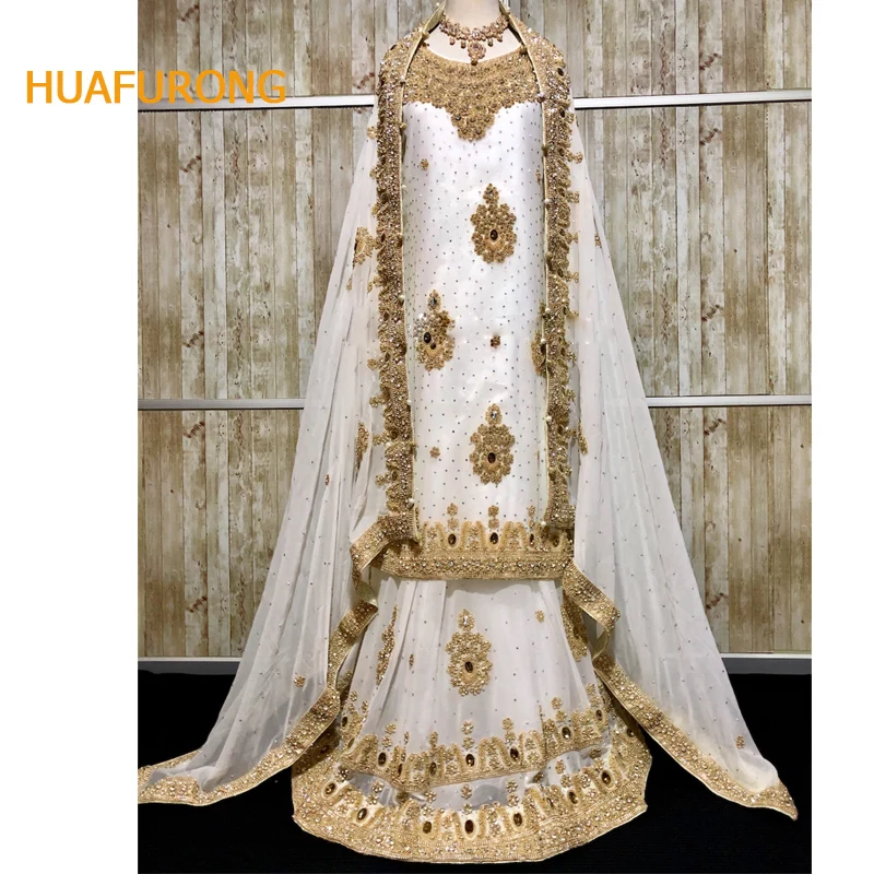 Custom Made 2019 Luxury Gold Beads India Bridal Dress Floor-length Heavy Beads Irregular Wedding Jackets Wraps Lace Up Back
Custom Made 2019 Luxury Gold Beads India Bridal Dress Floor-length Heavy Beads Irregular Wedding Jackets Wraps Lace Up Back